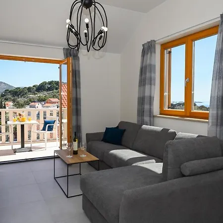 Casa Laurea Pensión 4*